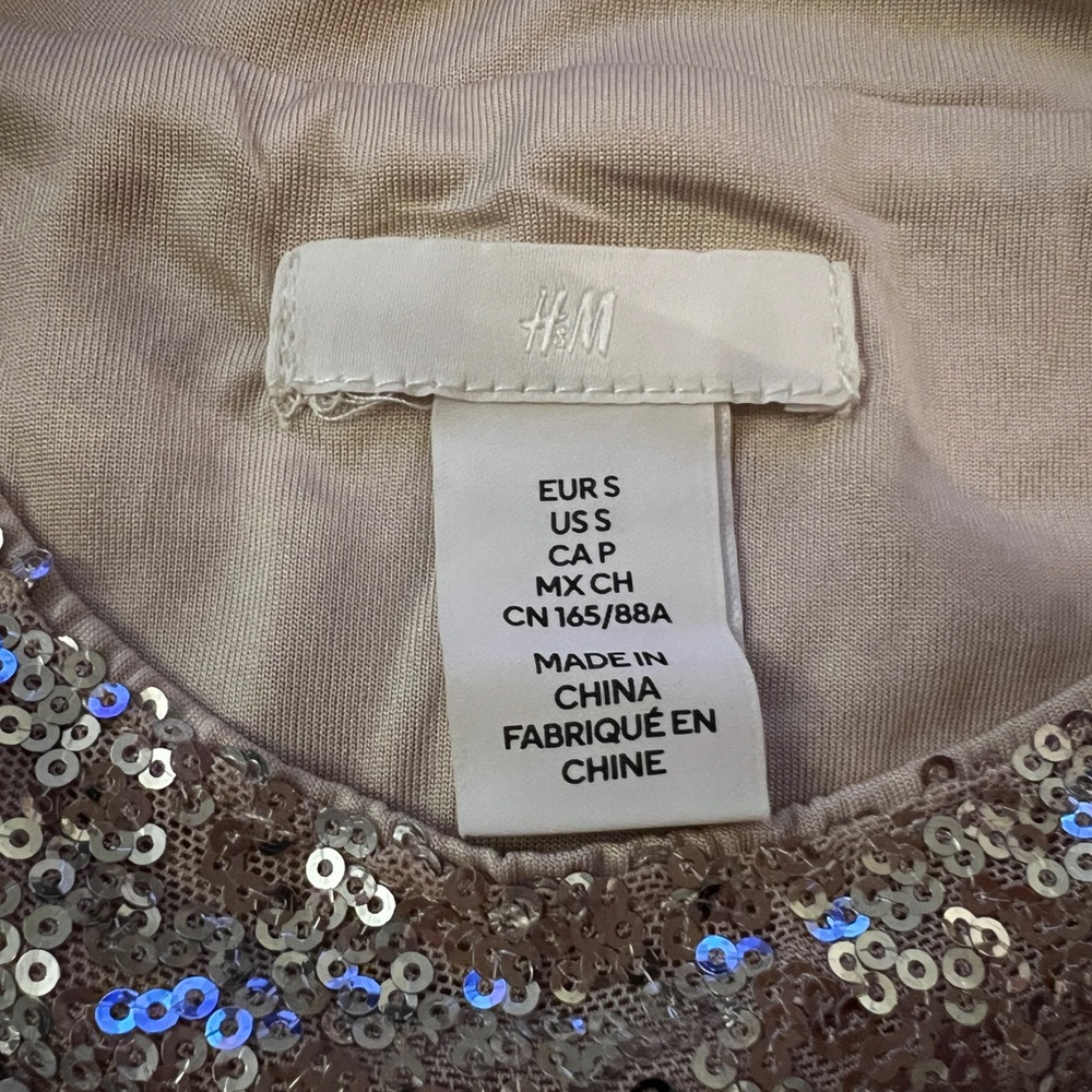 Sparkle Sequin Crop Top – H&M (Size S) - Picture 5 of 5